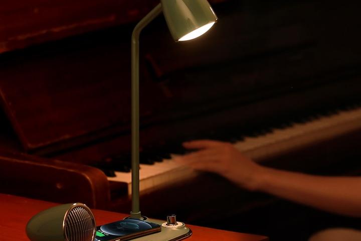 LED 무드등 15W 고속 무선 충전기 블루투스 스피커