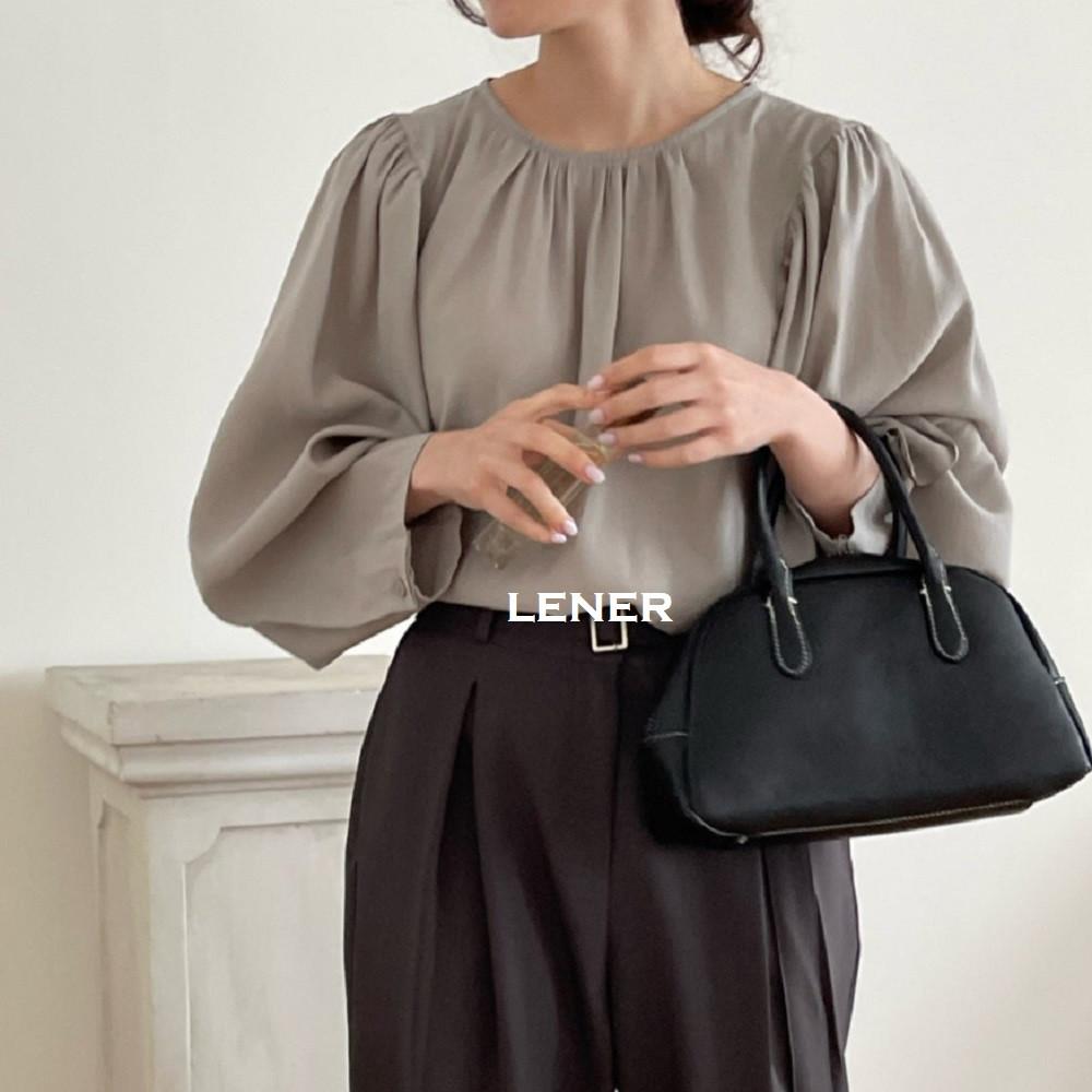 브론즈 베르토 블라우스 라운드넥 셔링 퍼프소매 블라우스