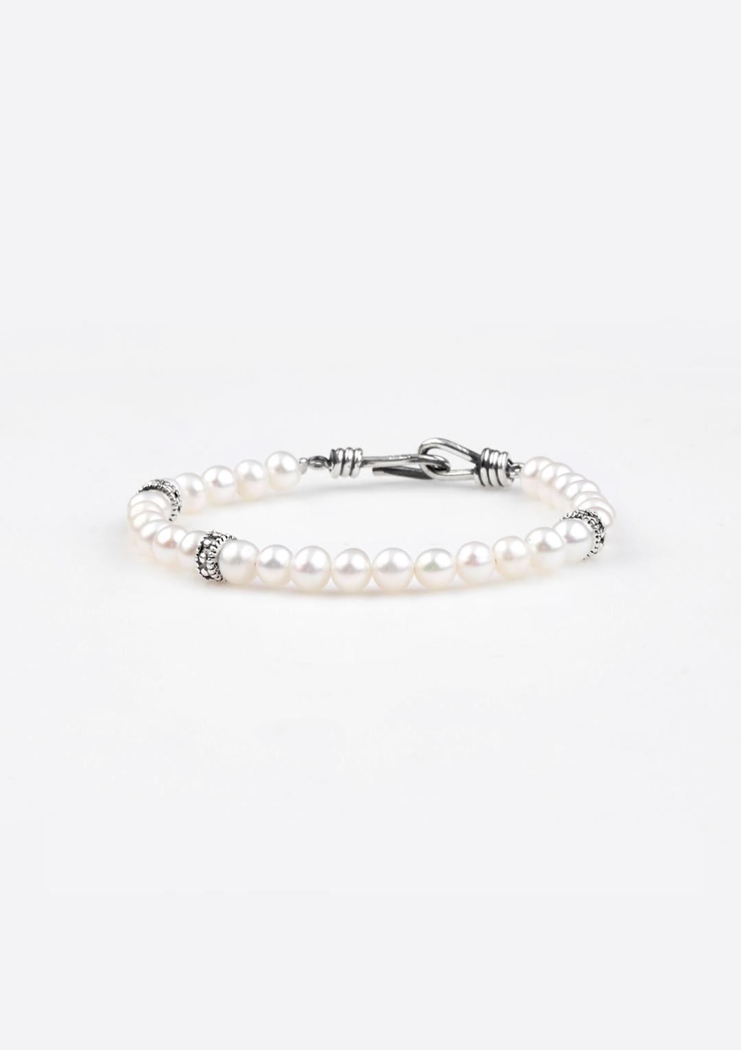 Antique pearl bracelet