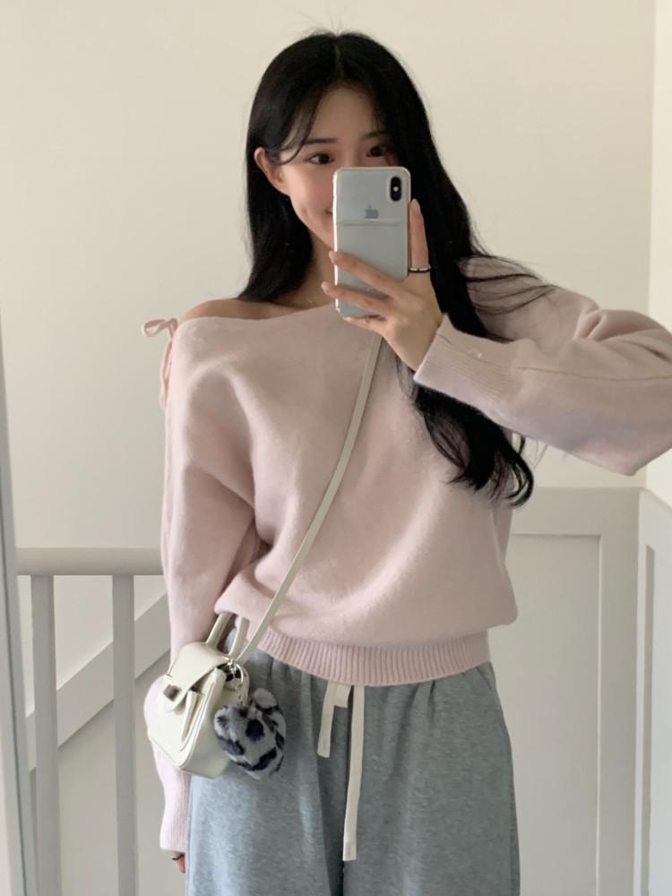 보트넥 리본 니트