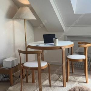 매그너스올레센 테이블