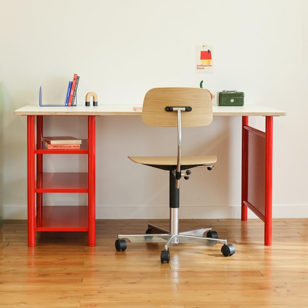 PREORDER I MORE TABLE