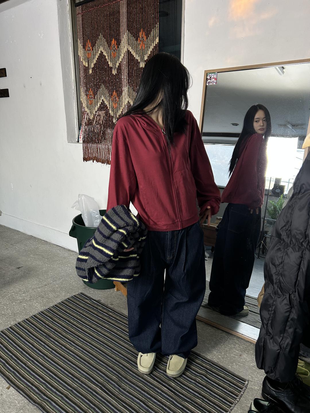 hush ready crop in hoodie