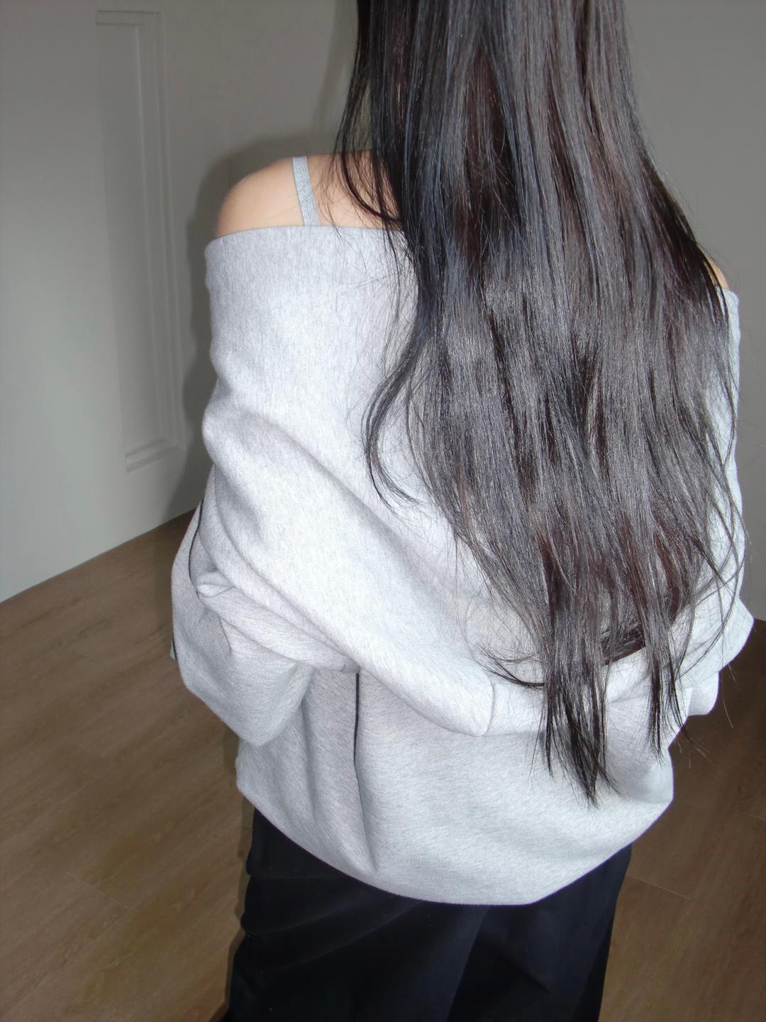 OFF-SHOULDER HOOD TOP_GRAY