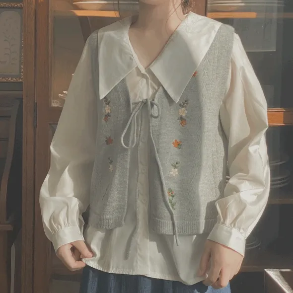 Mesha 꽃 자수 리본 조끼