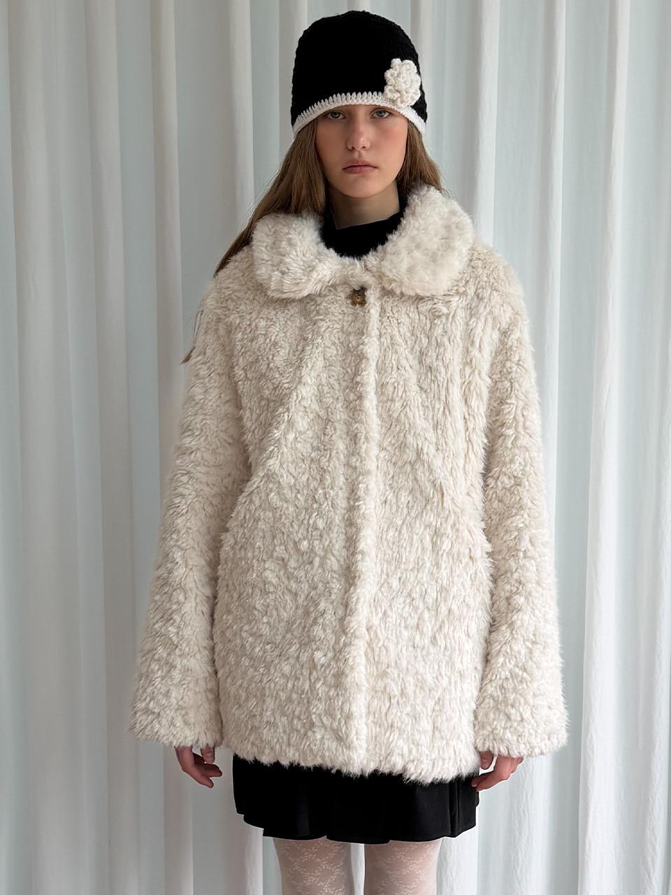 (12/17 예약배송)ROUND COLLAR FUR COAT - IVORY