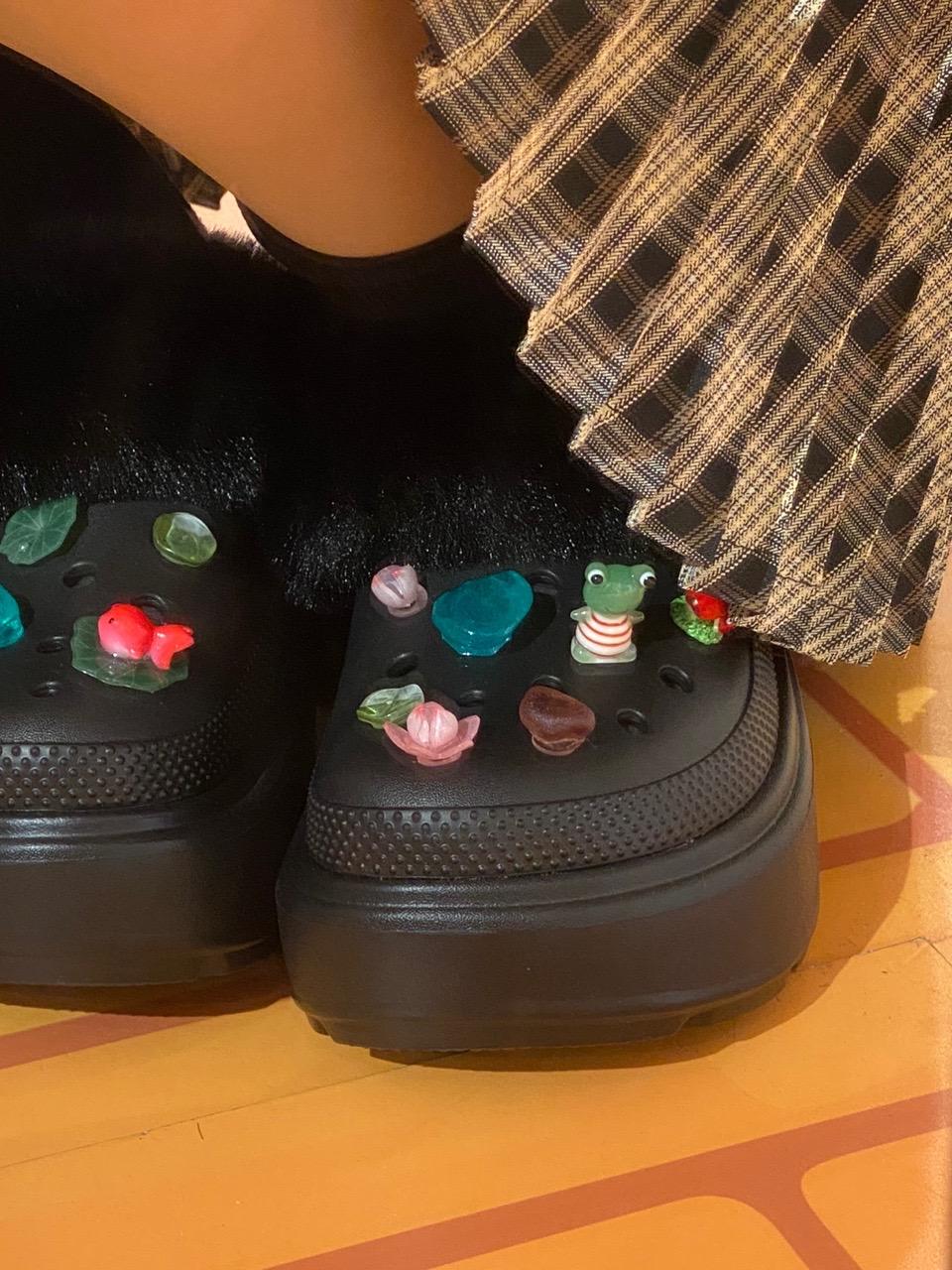 A frog in a pond Jibbitz SET [13pcs]