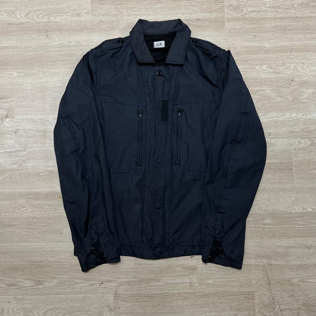 C.P. 컴퍼니 시계창 카라 바람막이 나일론자켓 [네이비] M/95 | 후루츠패밀리