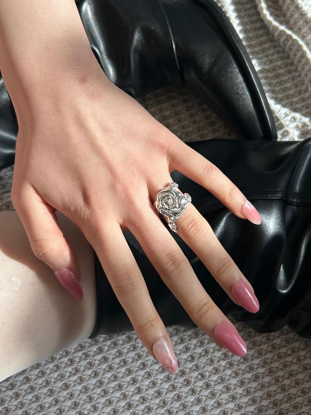 30% Vintage Rose Ring
