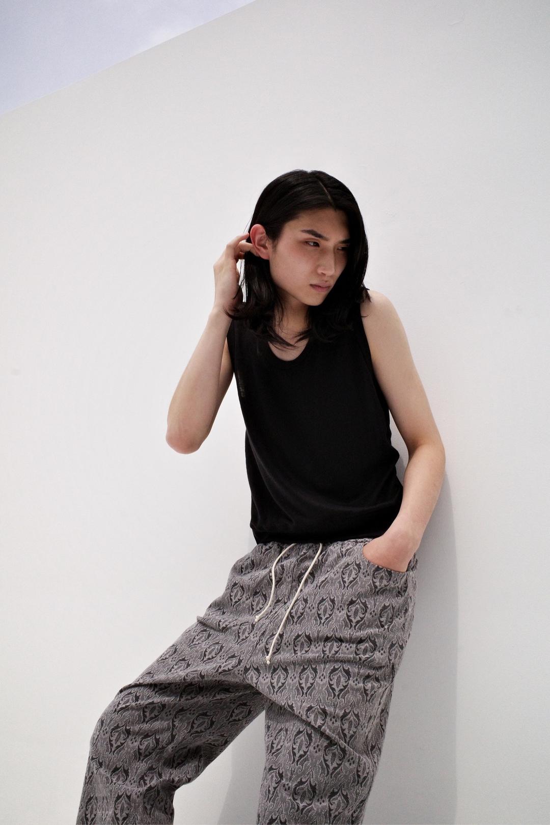 Linen oval neck knit, Black
