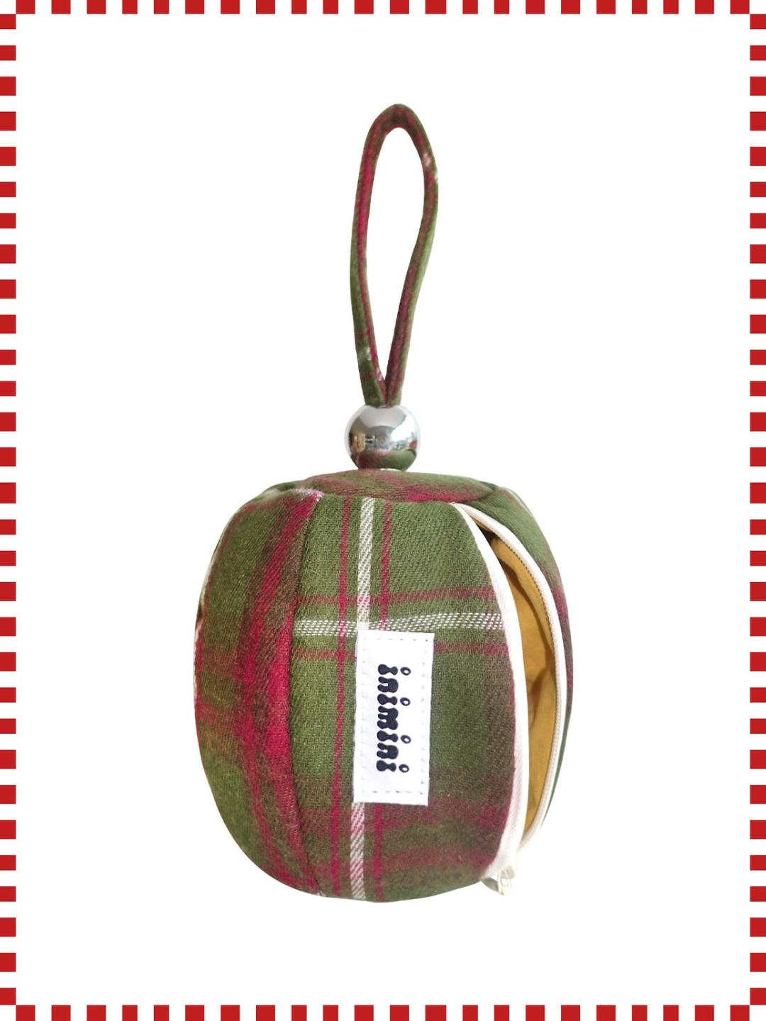 inimini ‘O’rnament pouch_ green check