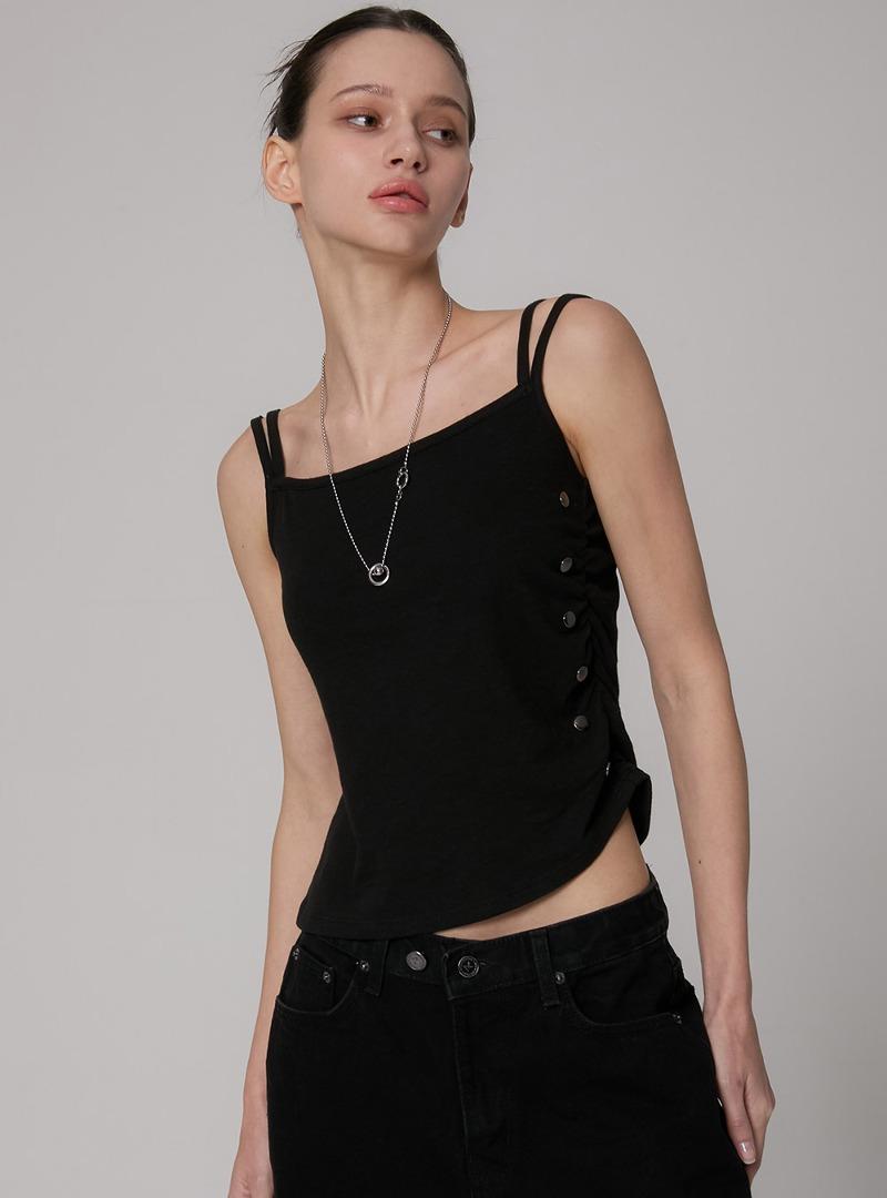 [5/22 출고예정] [5543] 셔링 버튼 슬리브리스 (블랙)