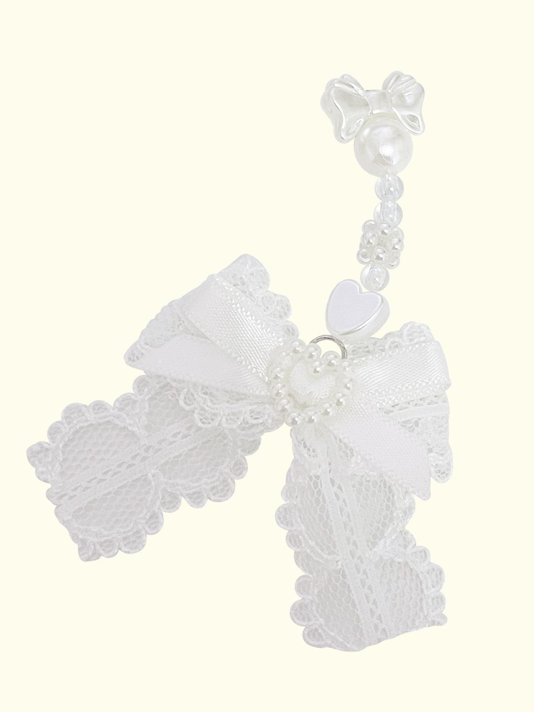 white lace ribbon keyring