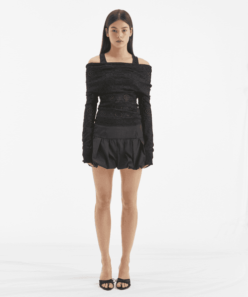 BUBBLE HEM MINI SKIRT / BLACK