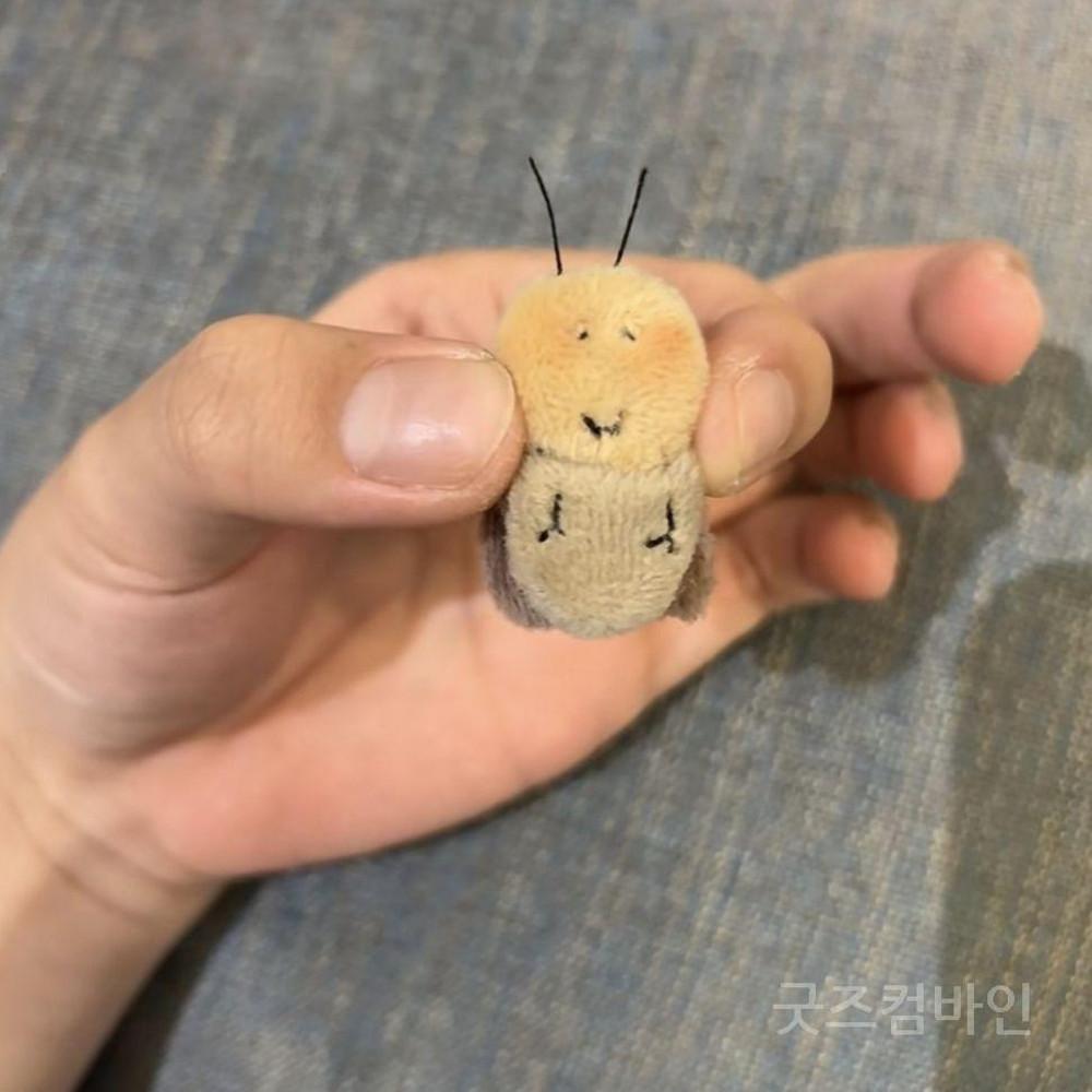 굿즈컴바인 스토어 귀여운 아기바퀴인형