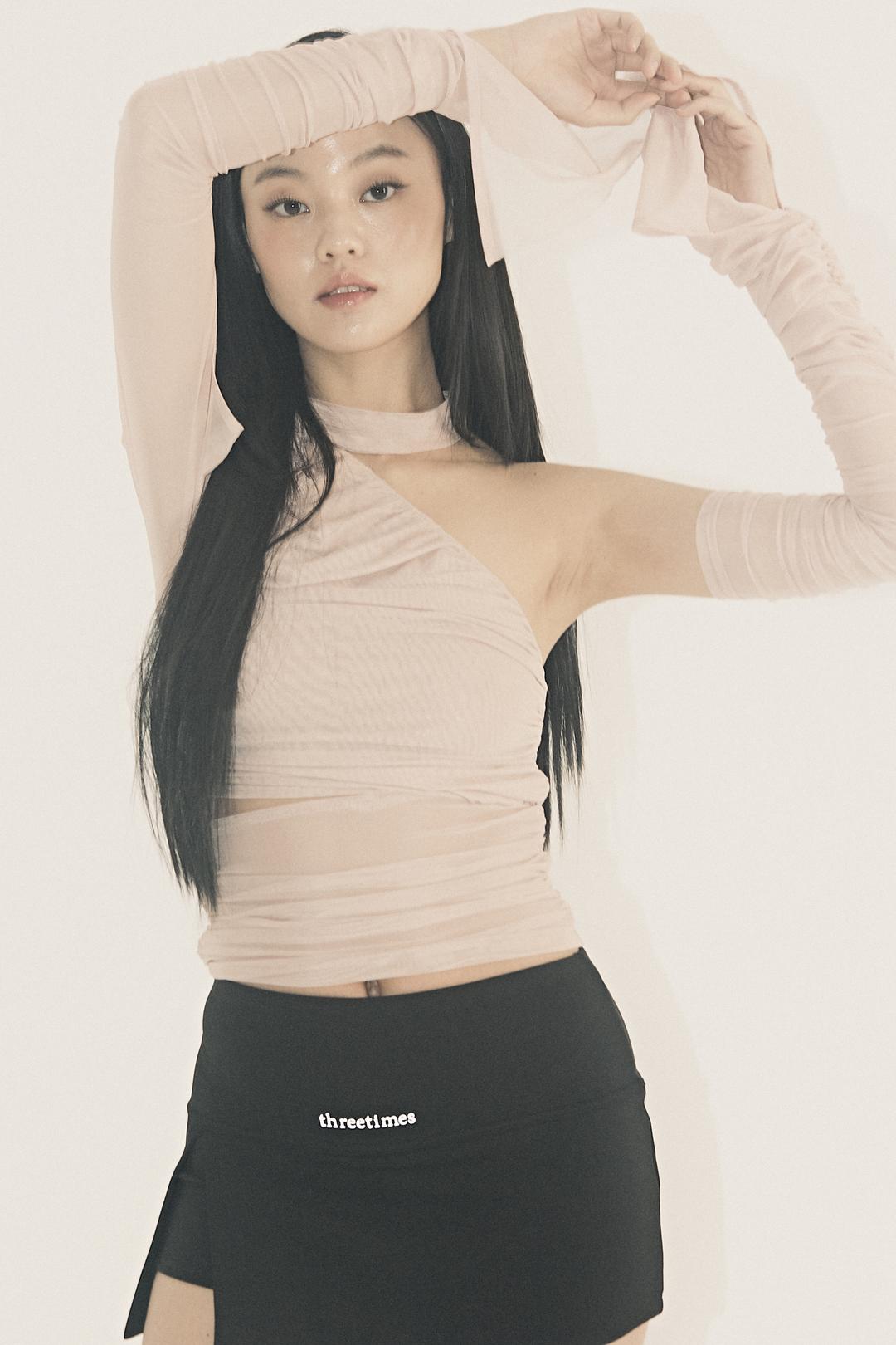 Alluring top