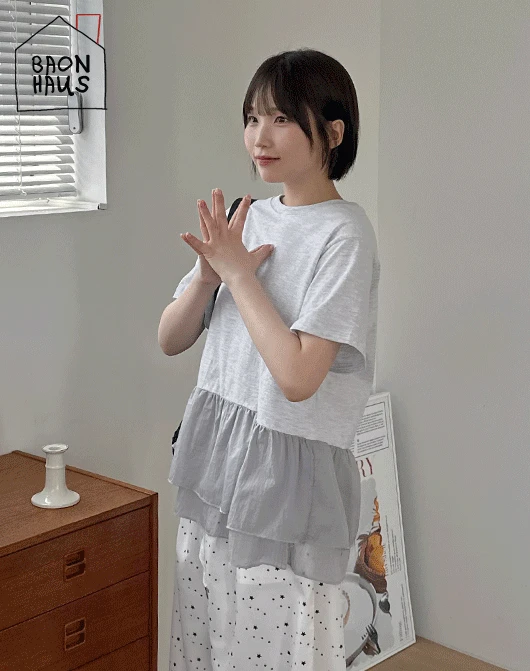 [5일간 new 5% sale] [BAONHAUS] 겐보 프릴 캉캉 반팔 티 (2color)
