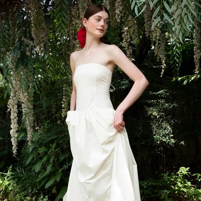 Sojeanne X PLAC 백리스 맥시 원피스 화이트