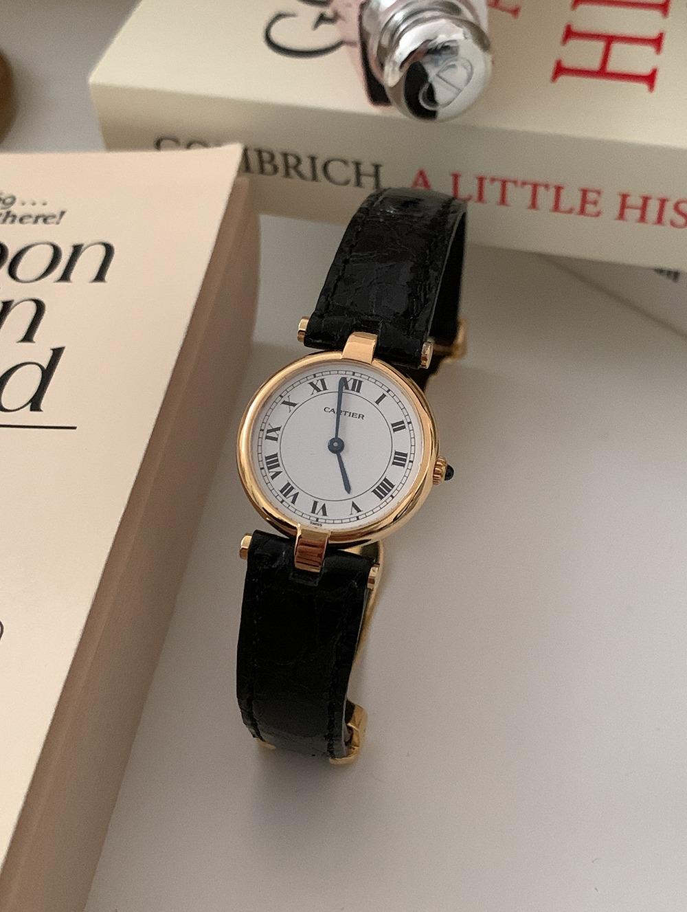 CARTIER 18k gold case vendome small