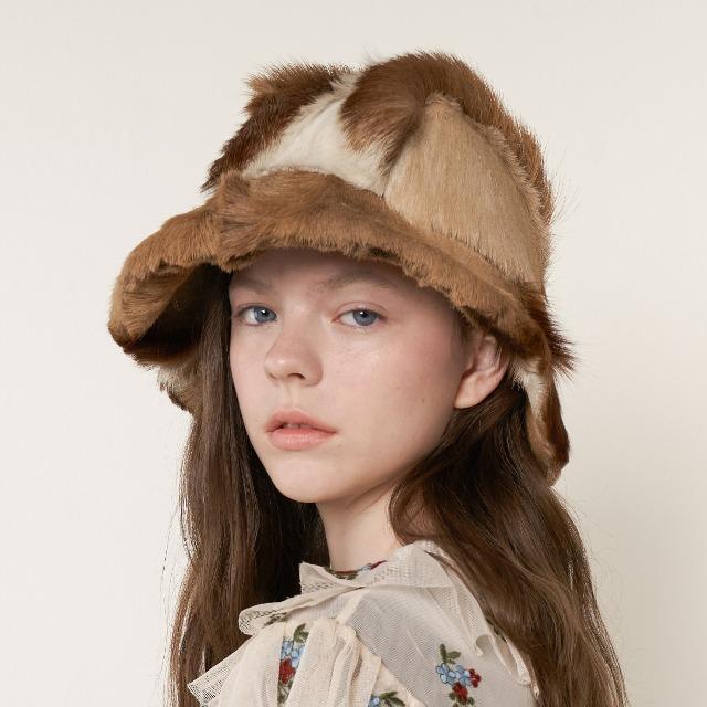 Thompson Gazelle  Bucket Hat