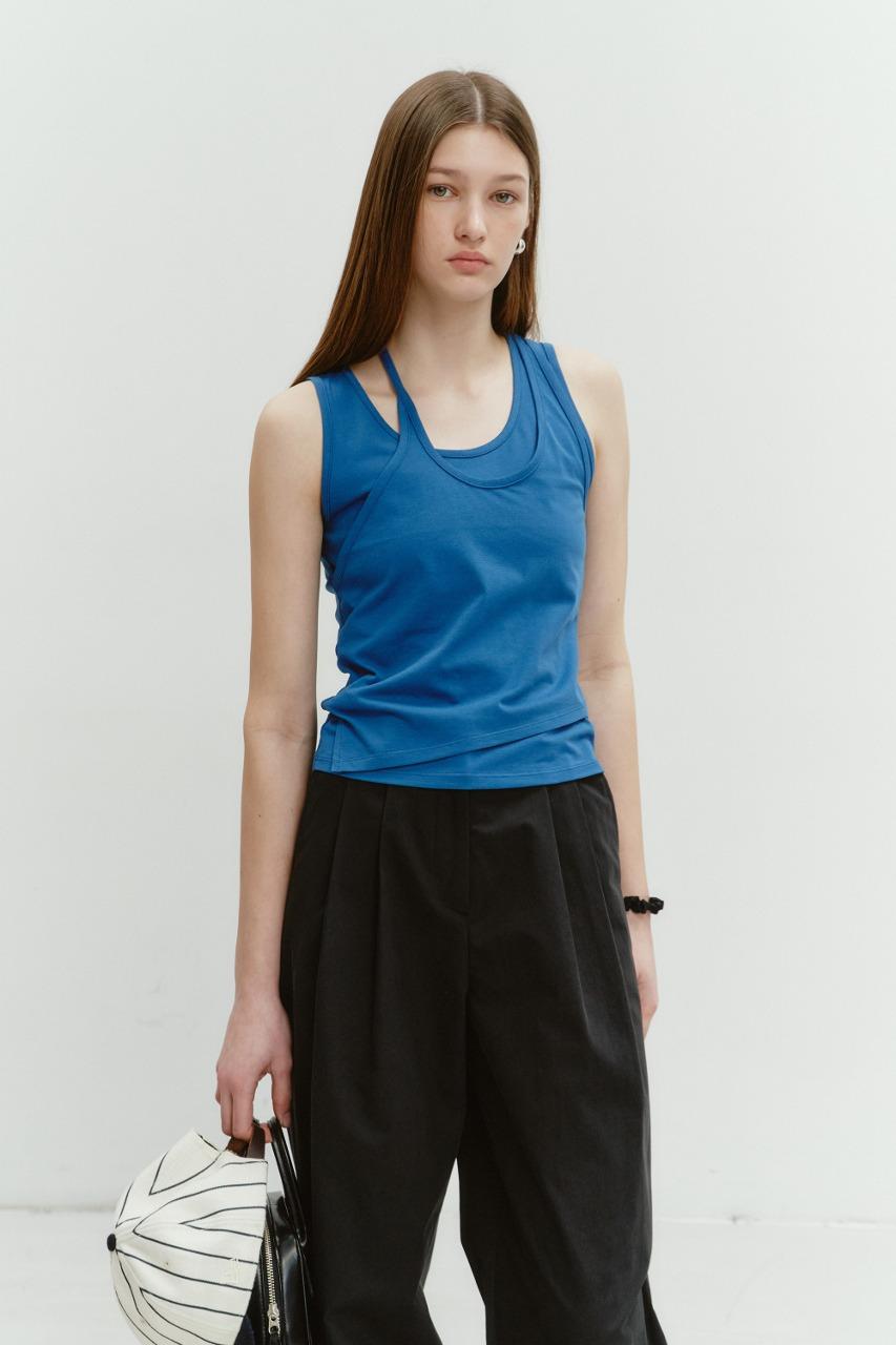 LAYERED SLEEVELESS TOP BLUE