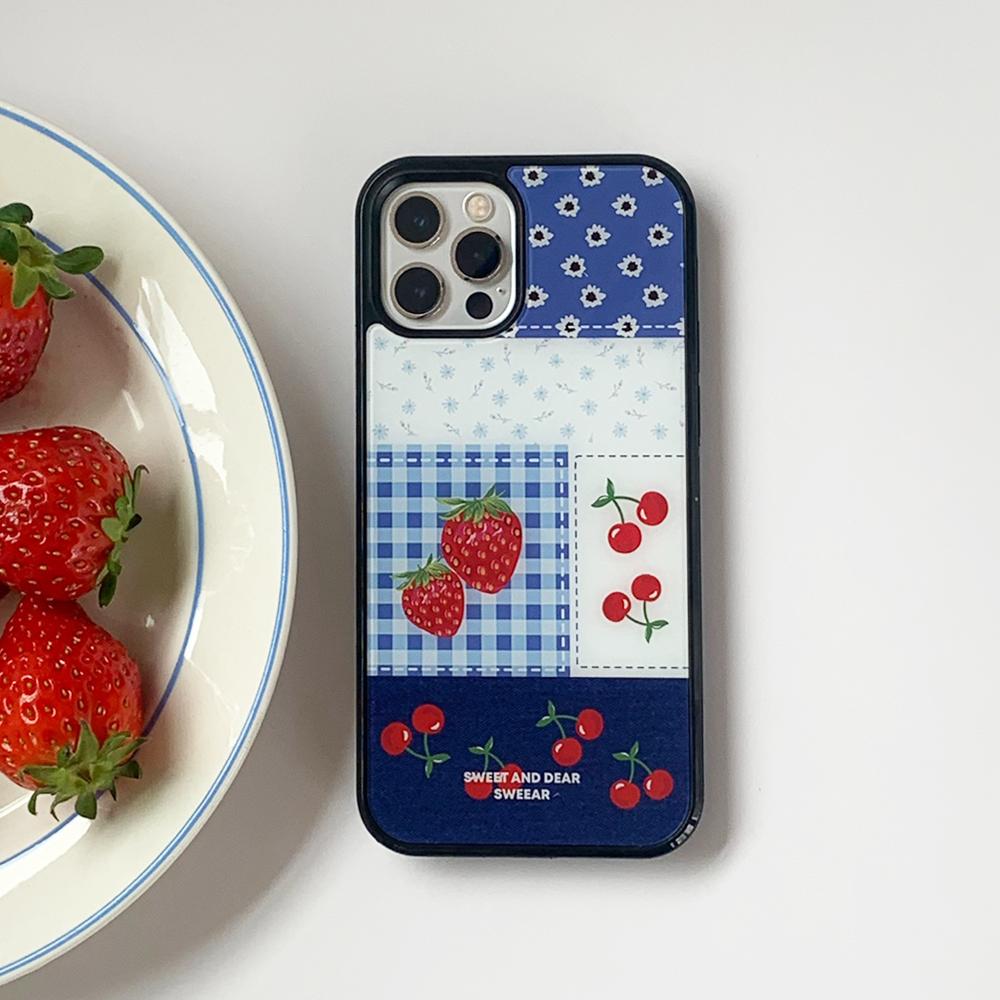 SEWING BERRY GLASS CASE