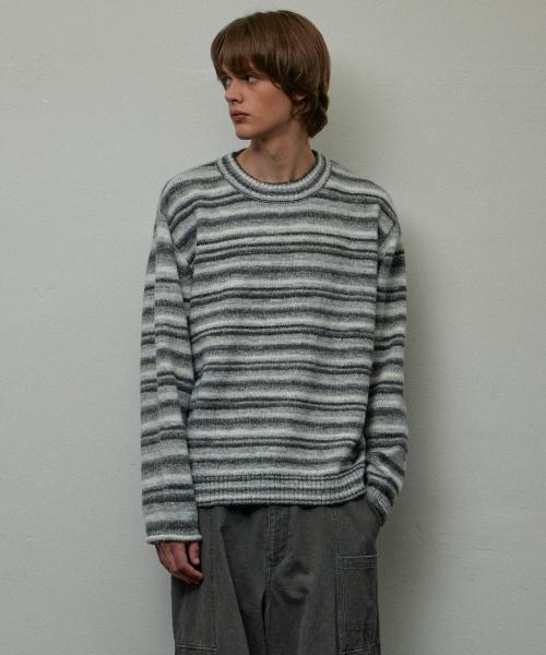 그라데이션 스택스 맥시 크루넥 니트 그레이