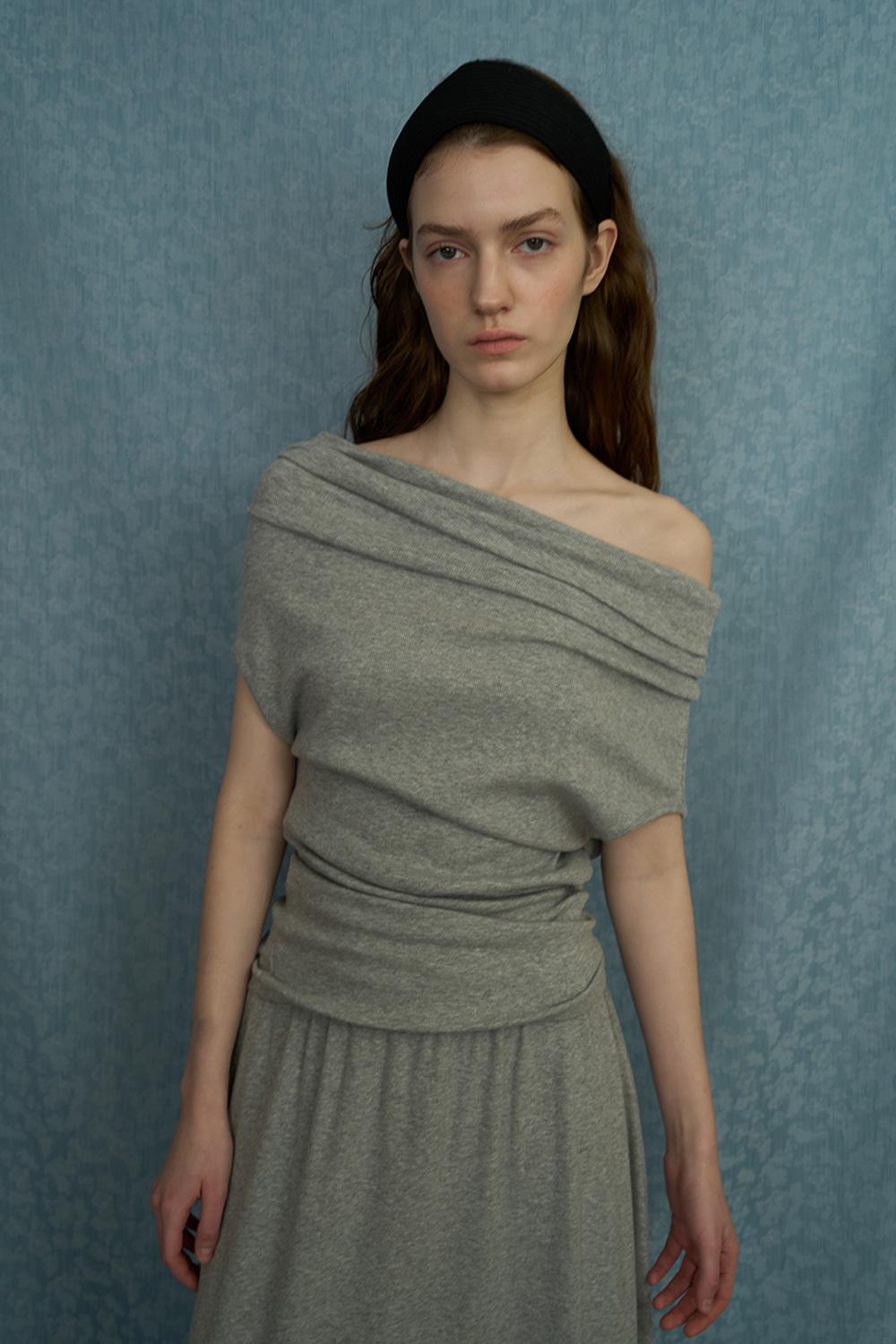 Comfort off-shoulder top_gray