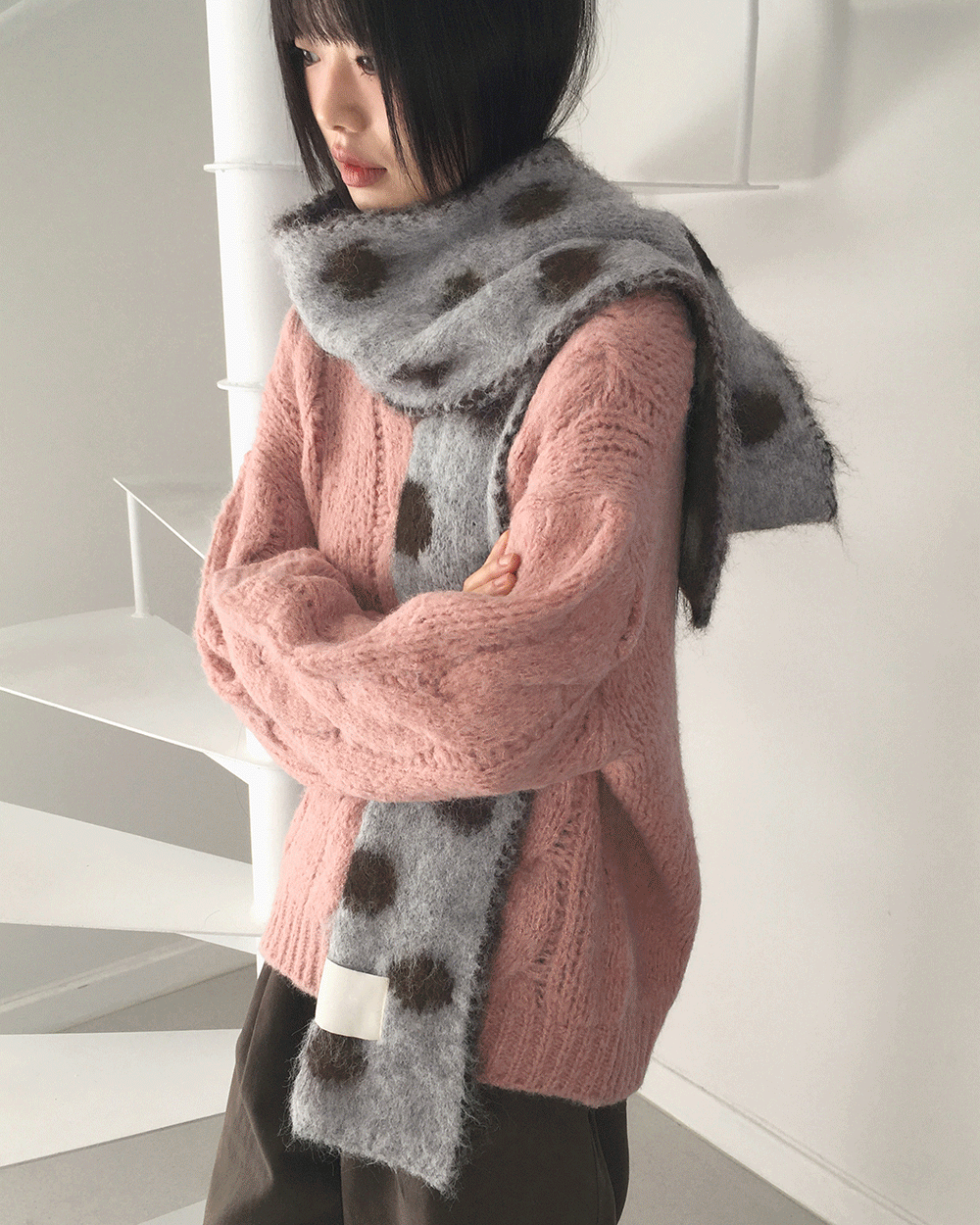 원더원더 롤츠 도트 땡땡이 배색 울 앙고라 퍼 목도리