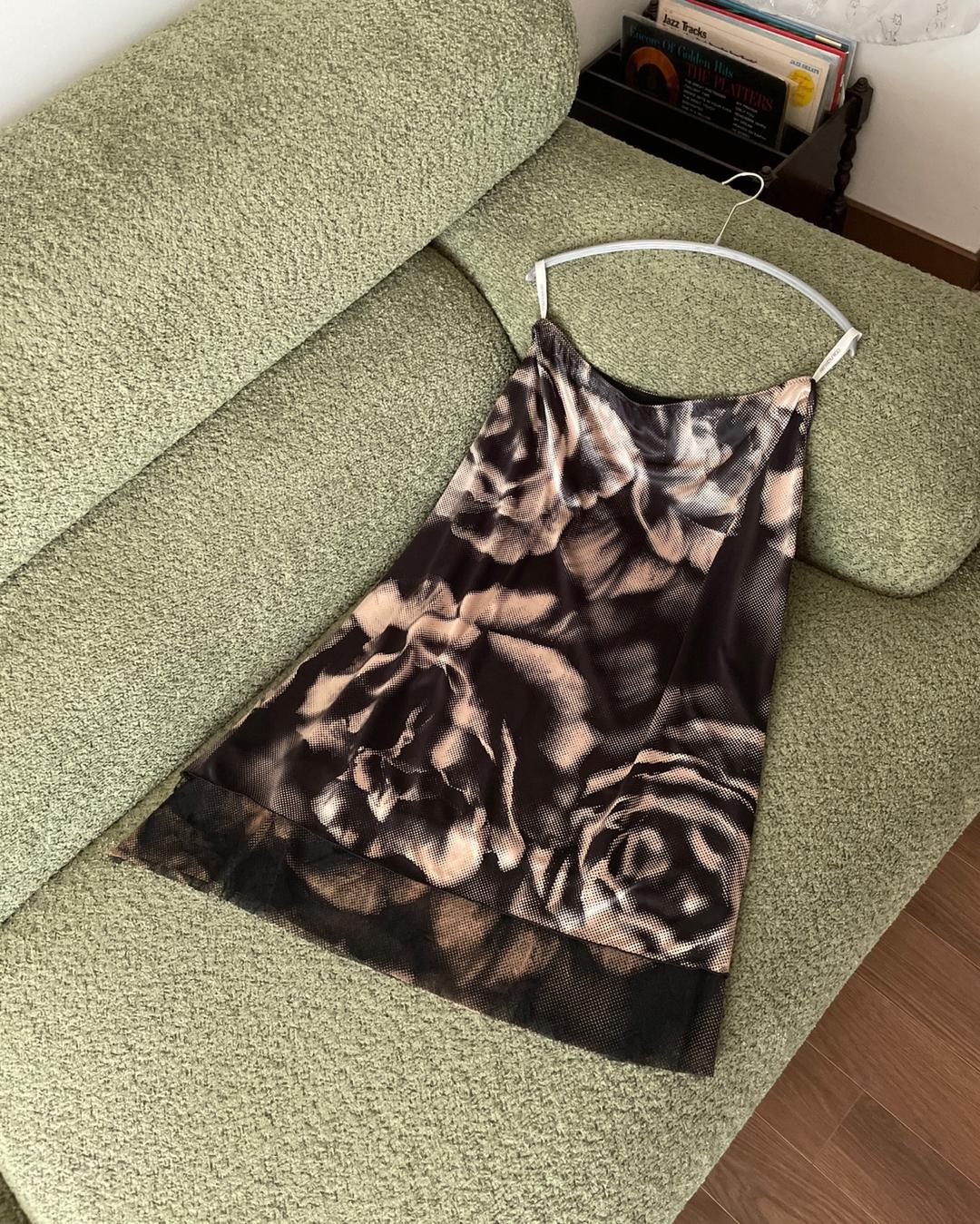 asymmetric rose pattern skirt