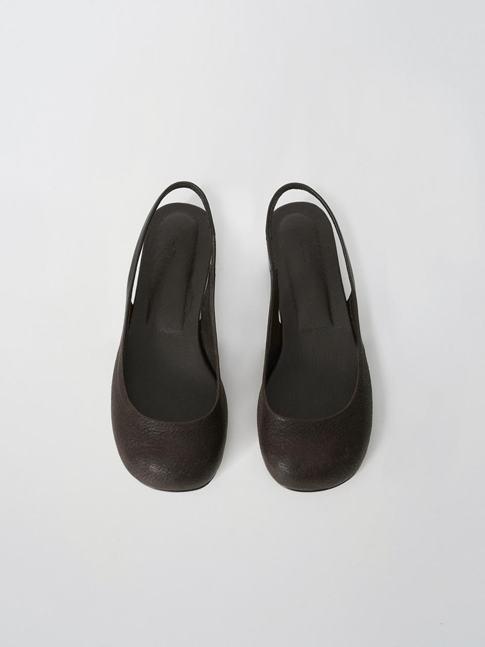 pebble sling-back (soil brown)