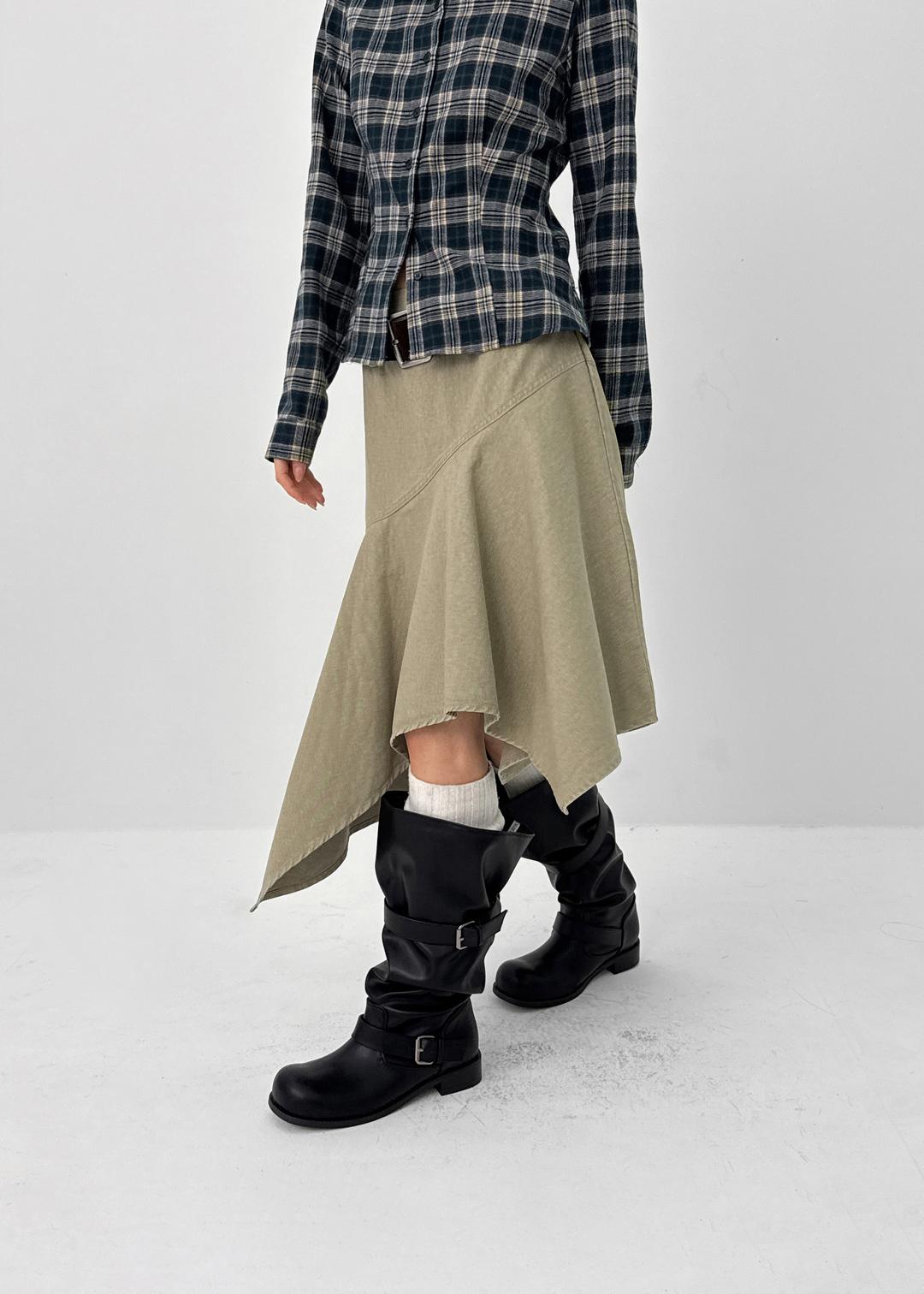 블랙업 헤룬 슬라우치 버클 레더 롱부츠