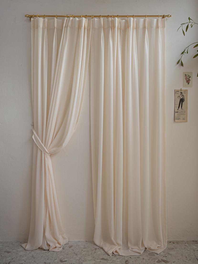 피치 도비쉬폰 커튼