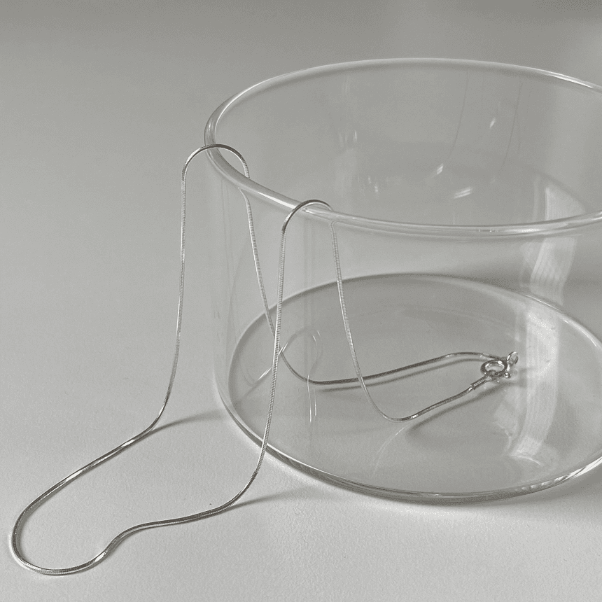 thin snake chain necklace