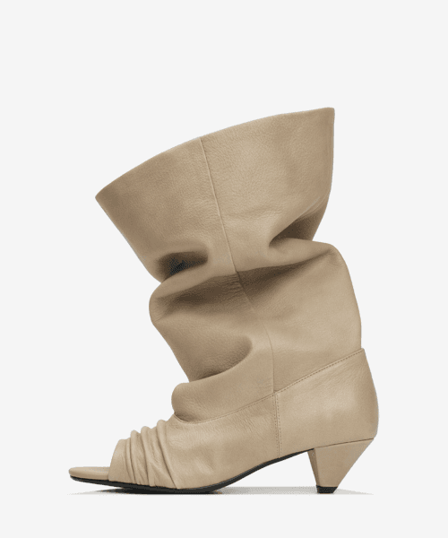 101 slouchy open toe boots / ivory