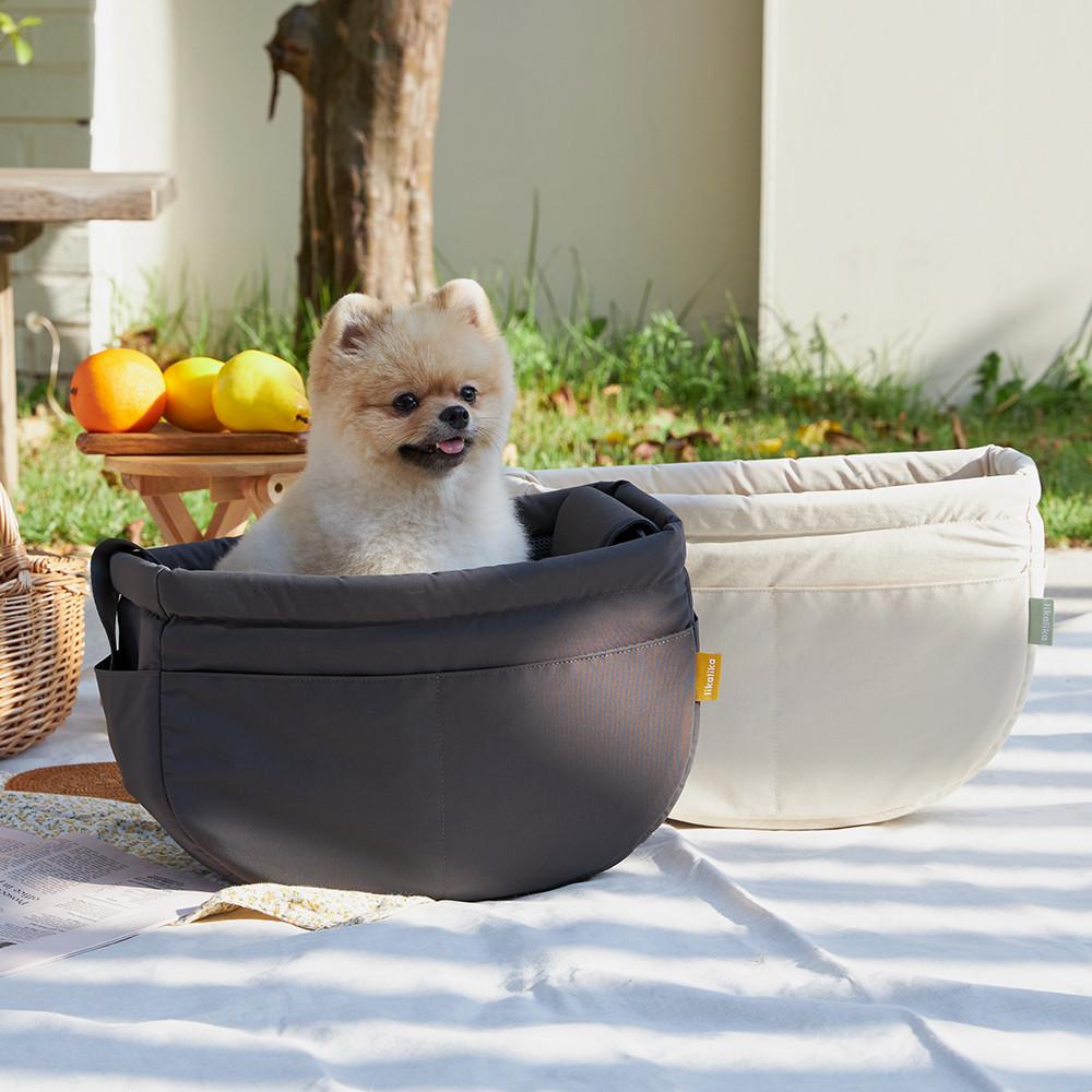 [리카리카] 튼튼 반달 강아지 슬링백 이동가방 애견 포대기 캐리어 슬개골 탈구 (2컬러)