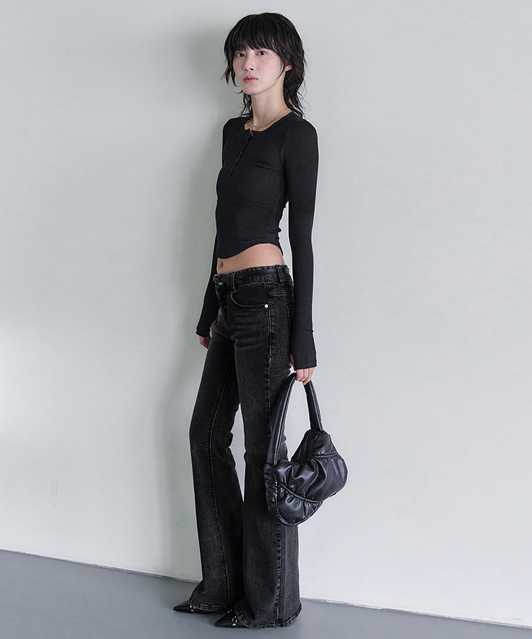 데케트우먼 Signature Slim Low Rise Flared Jeans DCWPT006BlackB