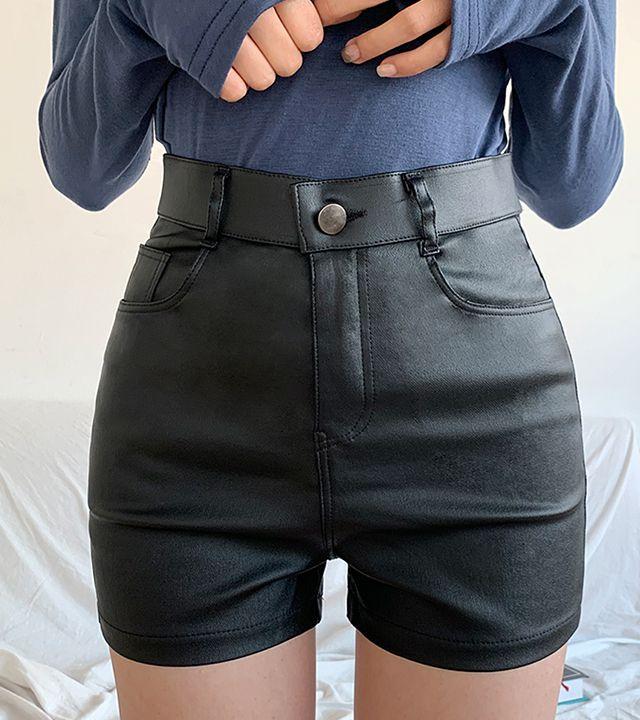 [당일출고/-XL] 쫀득! 레더 미니 숏팬츠 핫팬츠