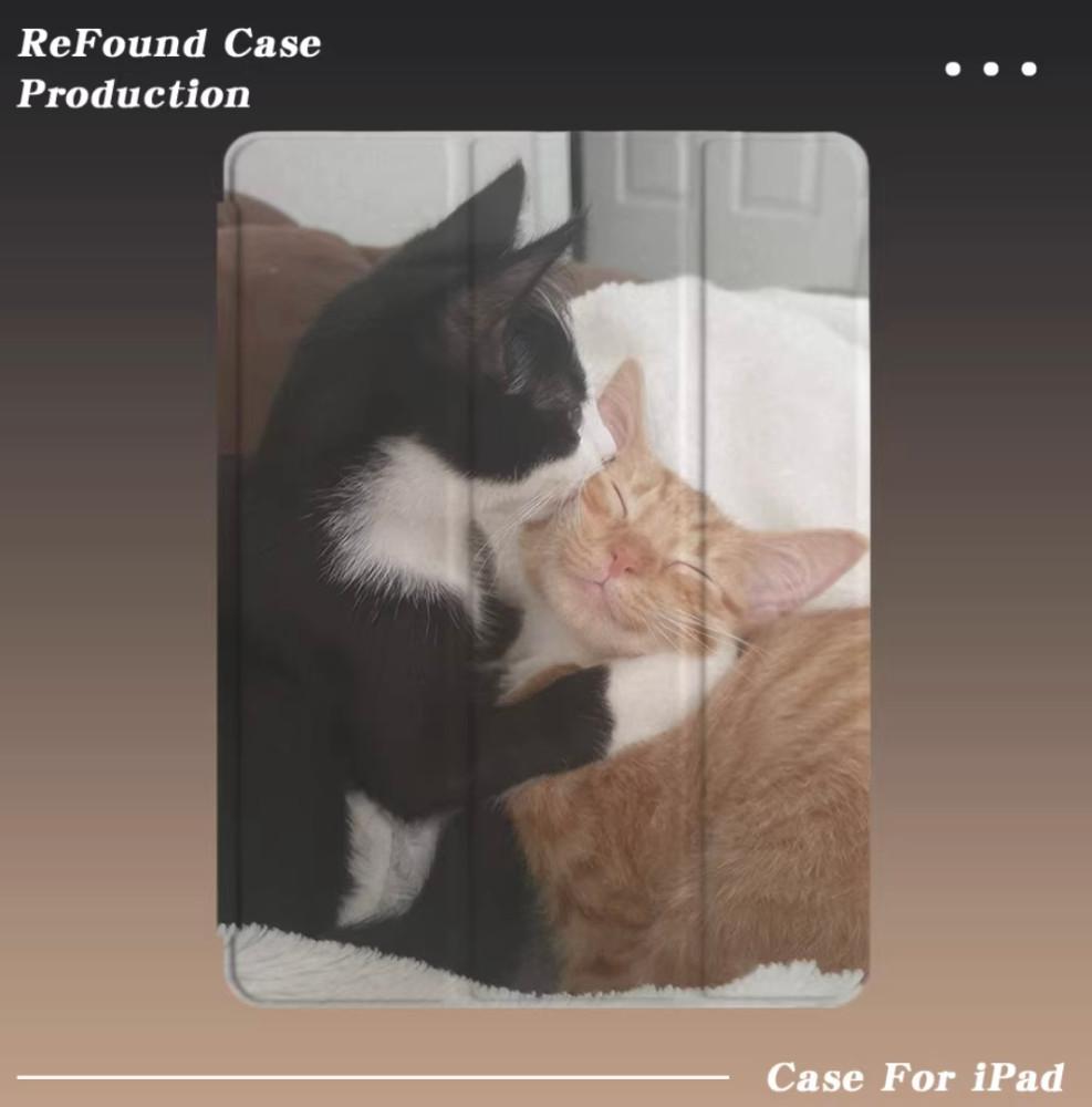 귀여워 한입만 아기고양이 냅다 키스갈겨 아이패드케이스 치즈냥 턱시도 귀여운케이스 냥냥이