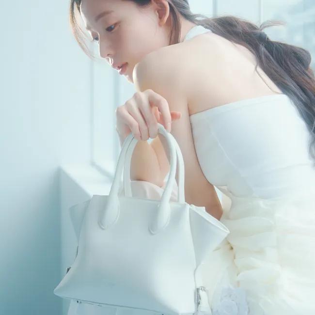TYE tote bag (White) 타이토트백