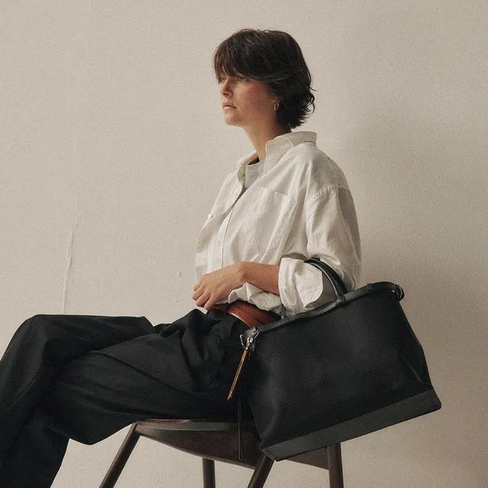 Paper bag_Black Medium