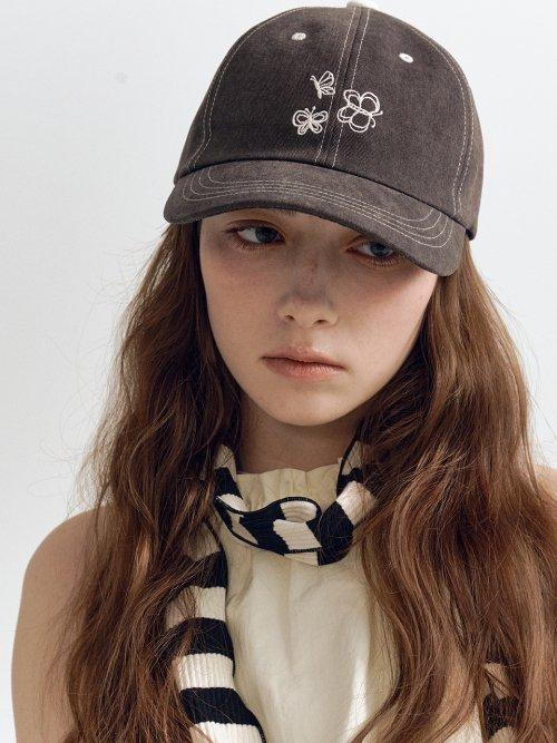 나비 자수 볼캡