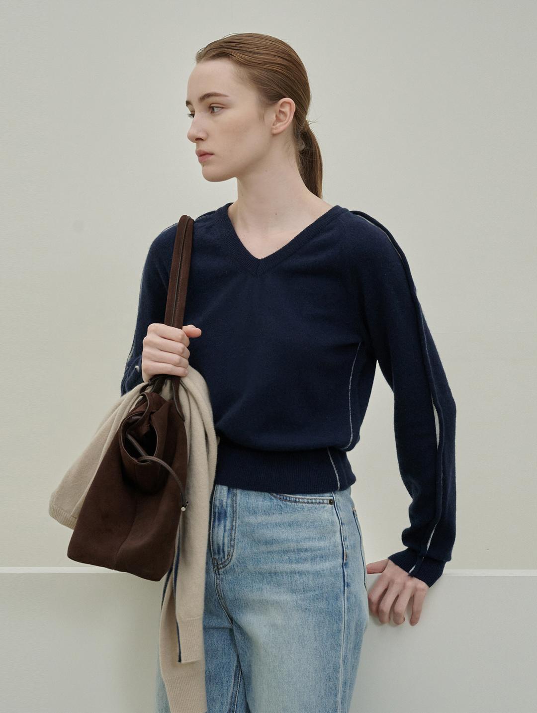 Chelsea Cashmere V-neck Pullover (Navy)