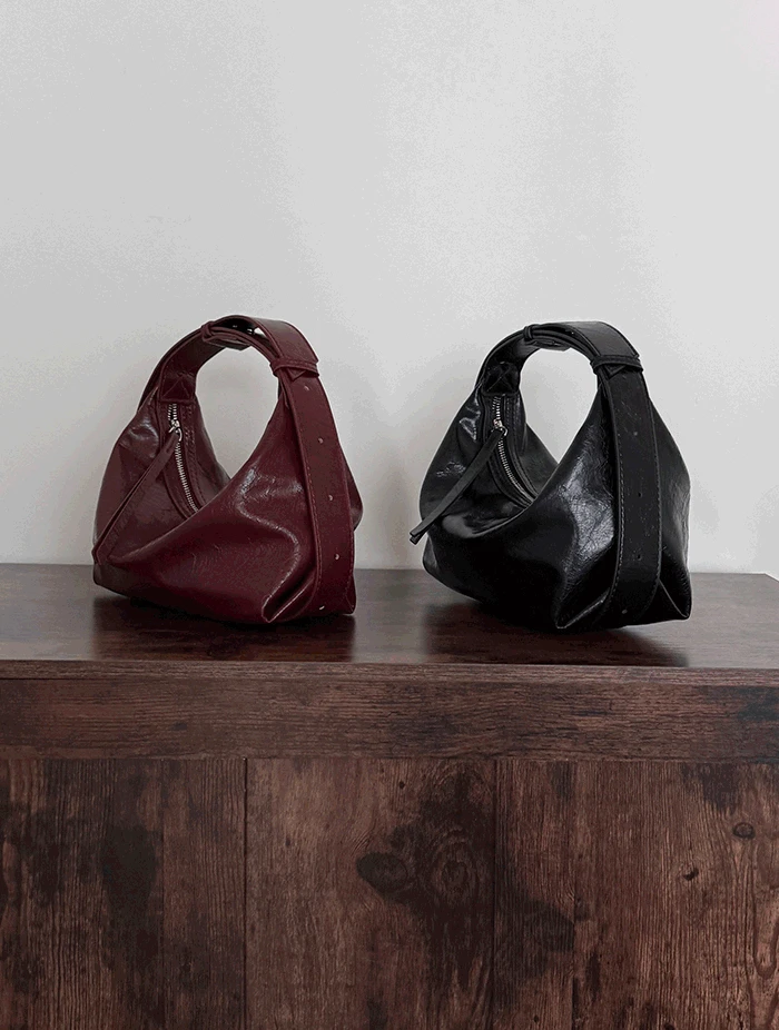 글로시 토트 소프트레더 투웨이 백