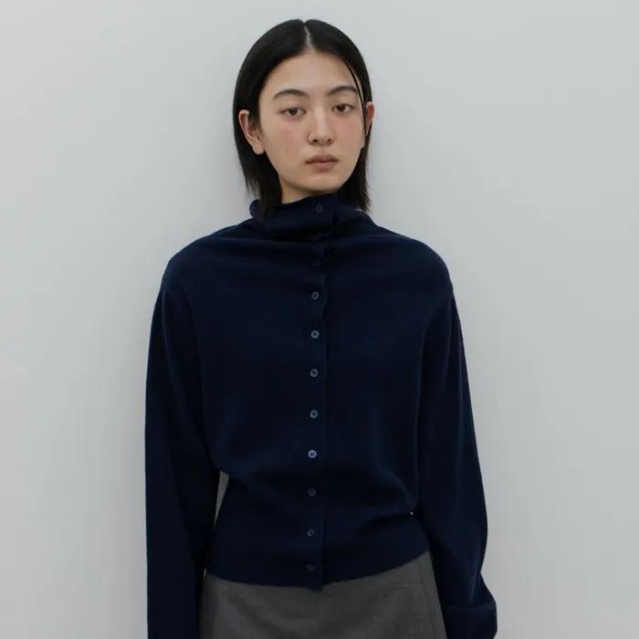 MERINO WOOL HIGHNECK CARDIGAN / NAVY