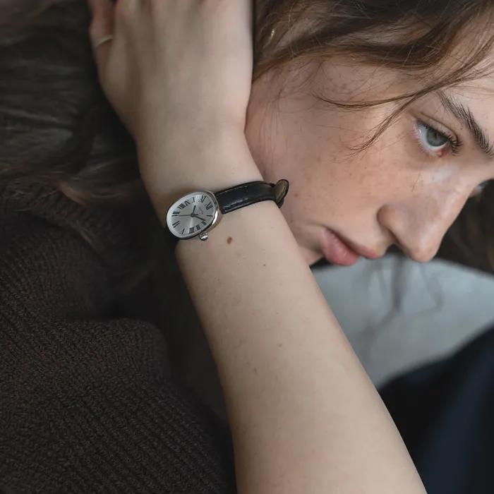 Douze.02 / Tempo ronde watch (noir)