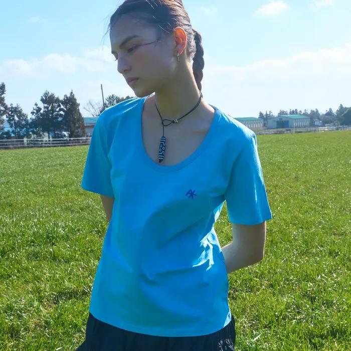 Saalty U Neck T-shirts / Skyblue
