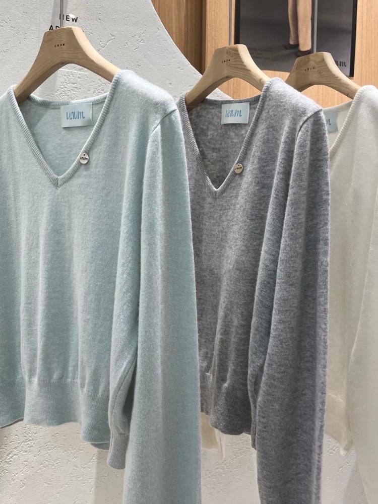 (당일/폭주 BEST/쿠폰/무배) 언유즈얼 마켓 소프트 캐시미어 니트 브이넥 unum