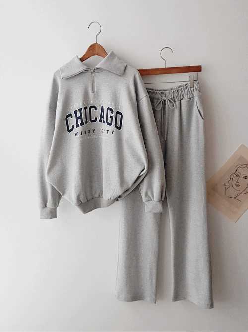 [꾸안꾸/데일리] CHICAGO SET/ 시카고 심플 레터링 포인트 반집업 카라넥 루즈핏 맨투맨 티셔츠 밴딩 일자팬츠 트레이닝복 체육복 캐주얼 학생 추리닝 세트