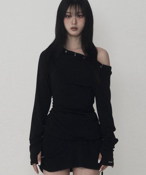 피어싱 드레이프 셋업 롱 슬리브 (블랙)